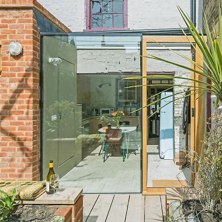 Smugglers Cottage Margate Exterior photo